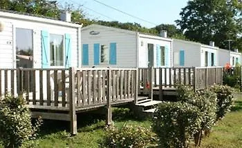 Camping Club Le Parc De Paris - Caravan Park Hotel Disneyland Paris