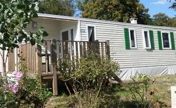Camping Club Le Parc De Paris - Caravan Park Hotel Disneyland Paris