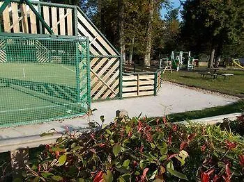 Hotel Camping Club Le Parc De Paris - Caravan Park Disneyland Paris
