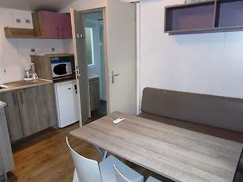 Camping Club Le Parc De Paris - Caravan Park 3* Disneyland Paris