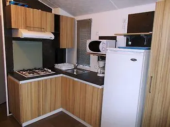 Camping Club Le Parc De Paris - Caravan Park Hotel Disneyland Paris