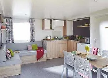Camping Club Le Parc De Paris - Caravan Park 3*