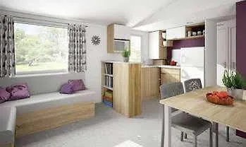 Hotel Camping Club Le Parc De Paris - Caravan Park Disneyland Paris