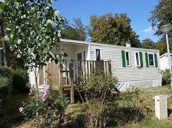 Camping Club Le Parc De Paris - Caravan Park Hotel Disneyland Paris