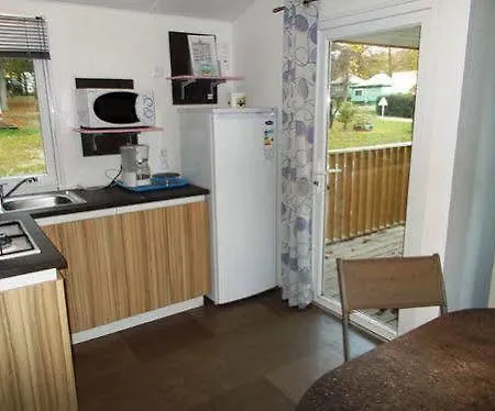 Camping Club Le Parc De Paris - Caravan Park Disneyland Paris
